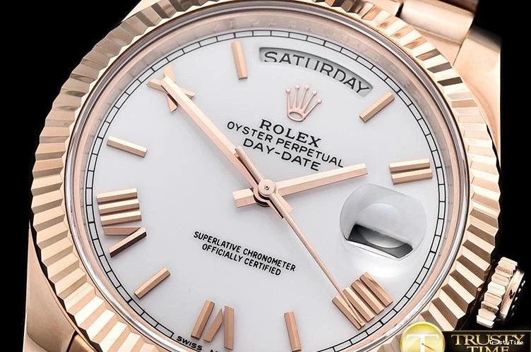 0512 RDD0218A – DayDate 40mm Casual 690